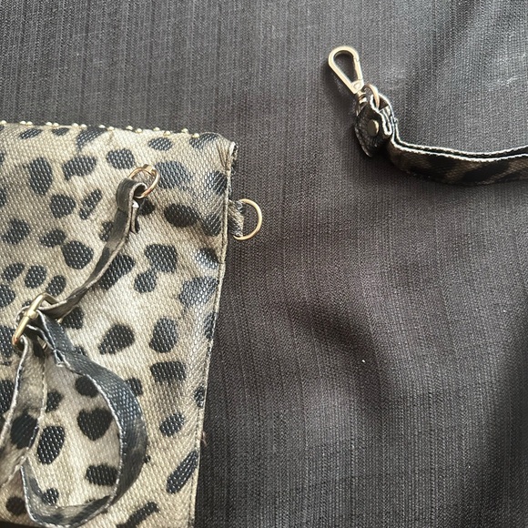 Purse - Picture 3 of 10